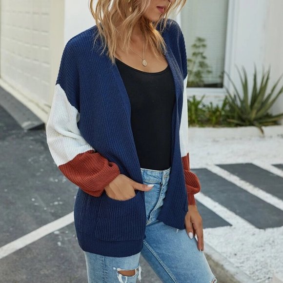 Women's Cardigan - Picture 5 of 7